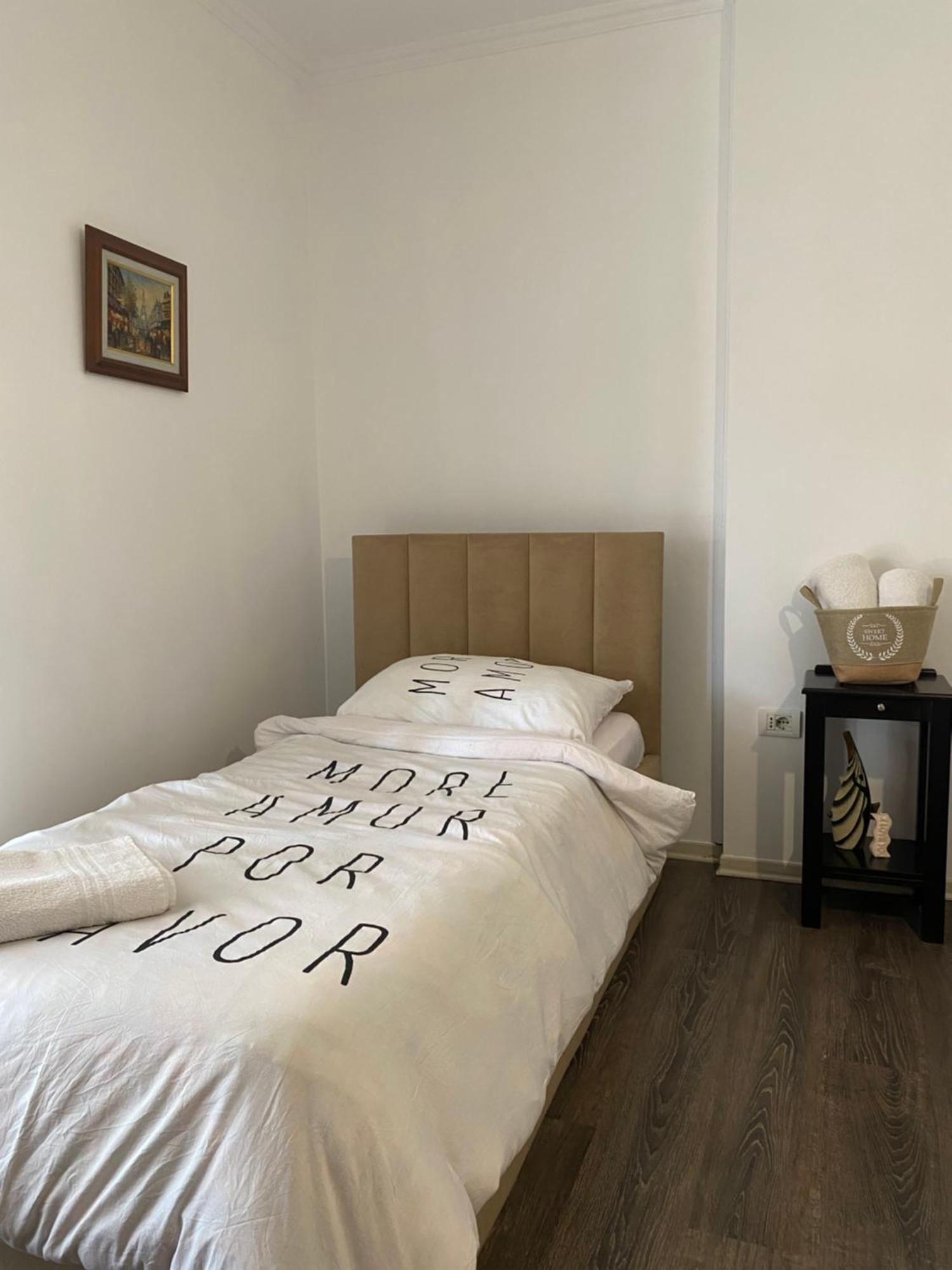 Main Apartamento Tirana